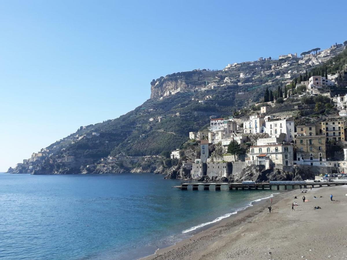 Osolemiohouse Apartment Minori Bagian luar foto