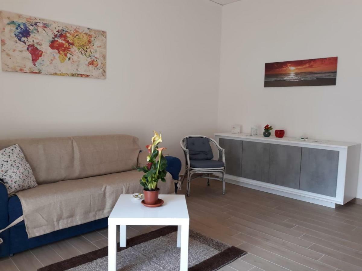 Osolemiohouse Apartment Minori Bagian luar foto